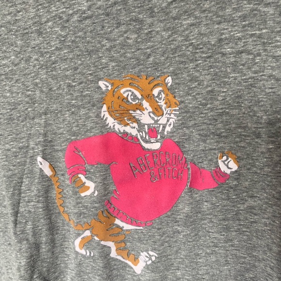 Abercrombie and Fitch Tee - Picture 3 of 6